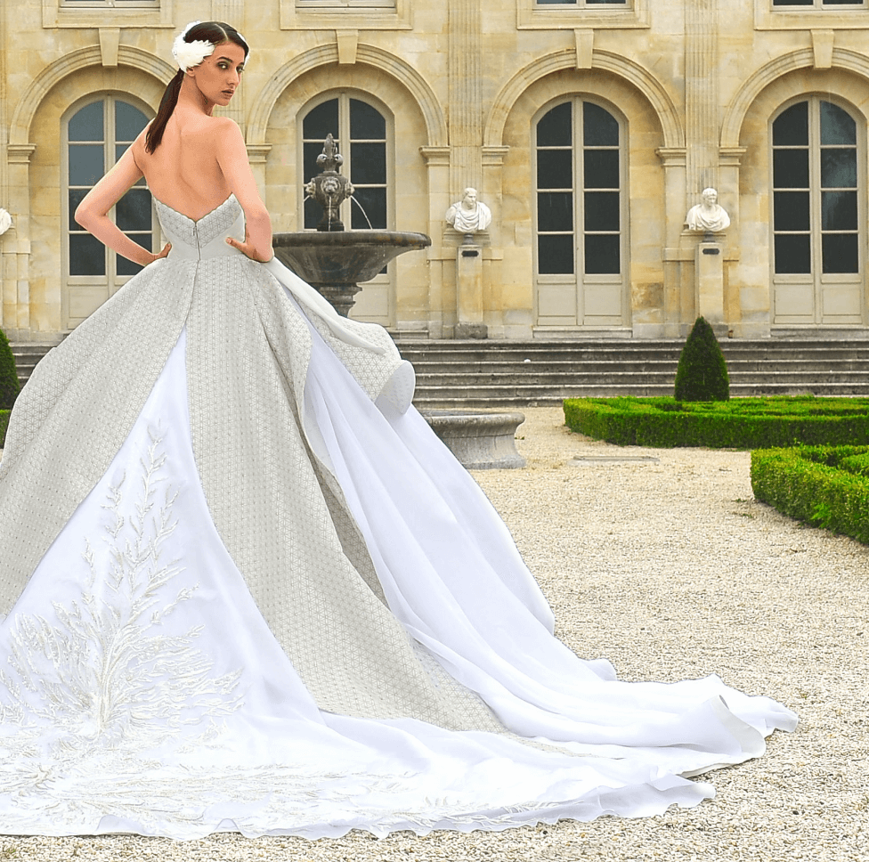 Paris FASHION WEEK 2021 / 2022 – Kolekcja Madame Butterfly od La Metamorphose